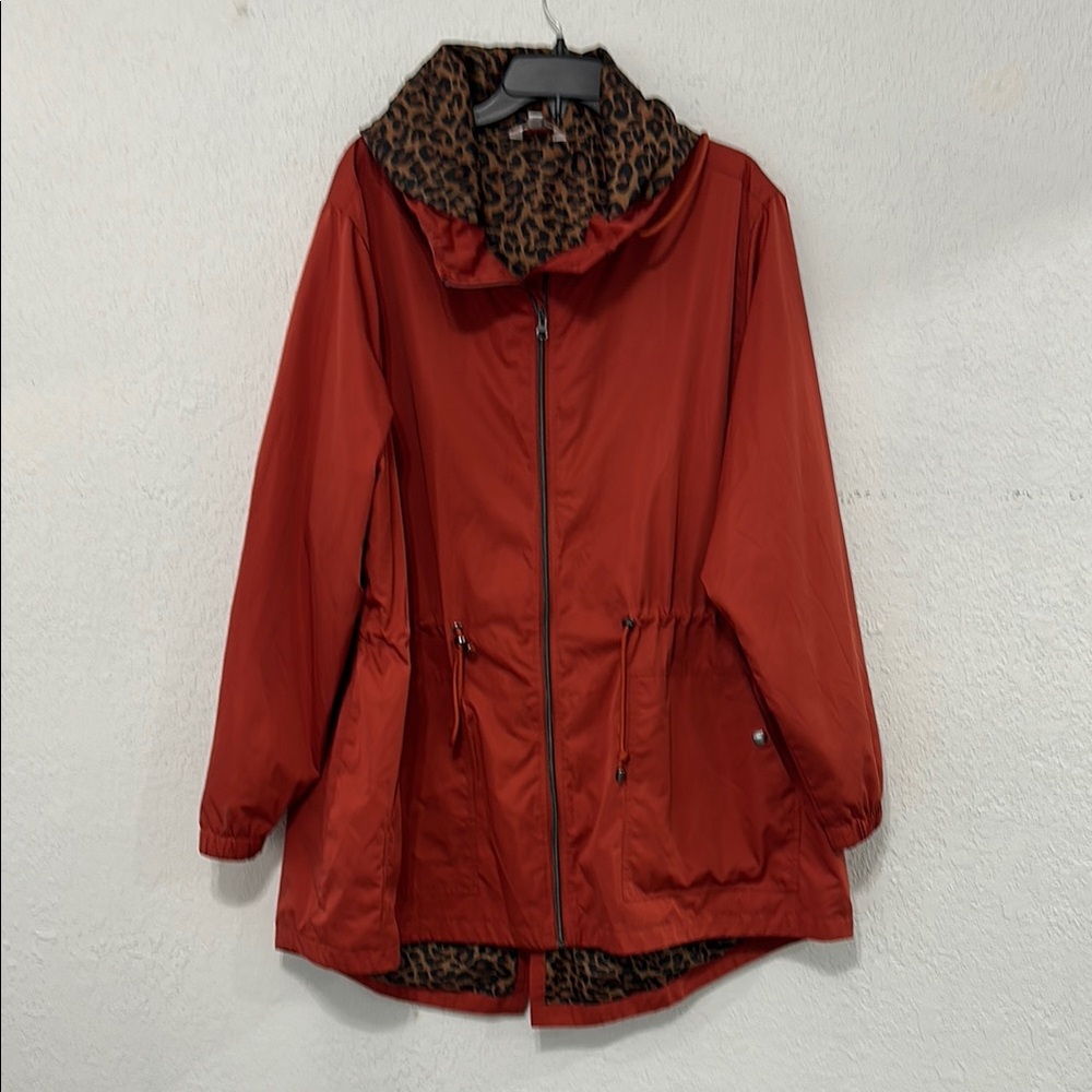 ⭐️ 3/$12 burnt orange raincoat